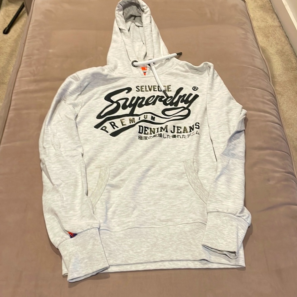 JAPANESE SUPER DRY - Size Large - Light Grey with Black and Gold accents.